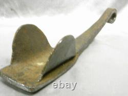 Cabinet De Curiosité Ancien Fer Forge Art Populaire Frein De Charrette