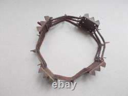 Cabinet de Curiosité Collier de défense pour Chien Anti Loup, Fer Forgé