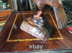 Cabinet de curiosité Trophée de Chasse en Bois Sculptée Art Populaire Buse