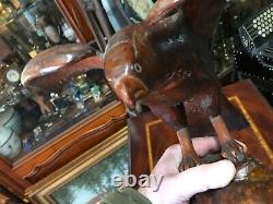 Cabinet de curiosité Trophée de Chasse en Bois Sculptée Art Populaire Buse