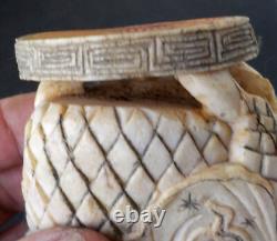 Cachet Chinois Statuette Chien de Fô sculpté en os de bouf 19e