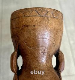 Calice De Montagne En Bois Sculpté