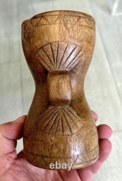 Calice De Montagne En Bois Sculpté