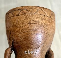 Calice De Montagne En Bois Sculpté