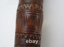 Canne ancienne en bambou sculpté oiseaux