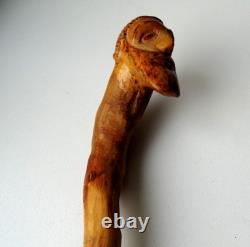 Canne ancienne en bois visage religieux grotesque ART POPULAIRE 91 cm