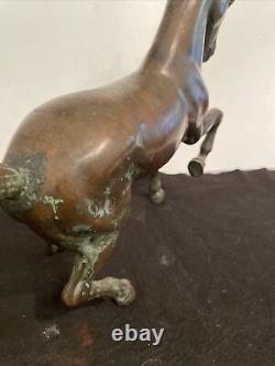 Cheval En Bronze Ancien