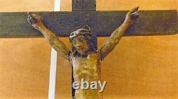 Christ en bois avec polychromies sur croix école espagnol fin 18ème
