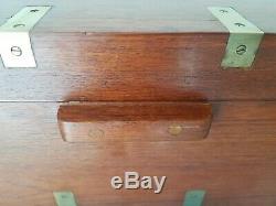 Coffre de marine cabinet de voyage époque XIXè. Belle agencement intérieur XIXèm