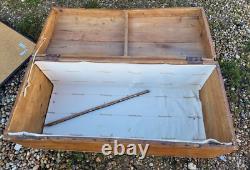 Coffre de voyage en bois fin XIXème