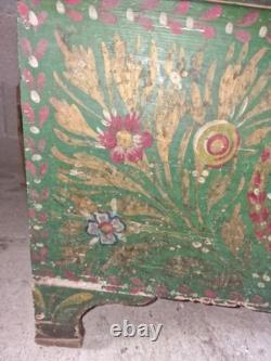 Coffre en bois Alsacien