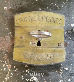 Coffre fort incombustible ancien vintage Van Der Ploeg avec clef en bon état