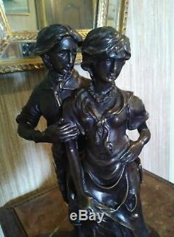 Couple d'Amoureux en Bronze hauteur 27 cm