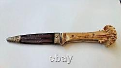 Couteau de chasse dit de bottes lame fixe