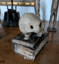 Crane En Bois Sculpté Polychrome XVIII -xix Ème Memento Mori Vanité Reliquaire