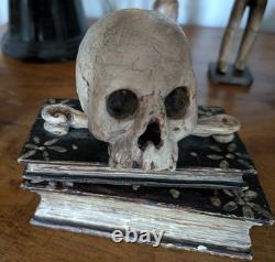 Crane En Bois Sculpté Polychrome XVIII -xix Ème Memento Mori Vanité Reliquaire