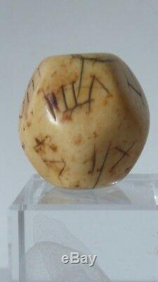 Dé dodécaèdre Ancien 12 faces Gravées Allemagne ou France XVI XVII éme