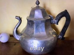 Etain THEIERE 18e gravee poincon. Voyez mes autres objets