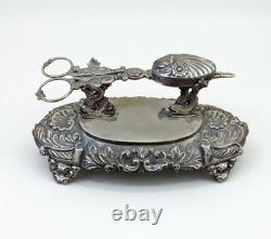 Éteignoir Et Structure De Support Empire. Argent Ciselé. Espagne. Xviii-xix