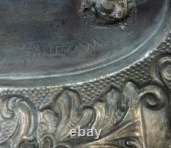 Éteignoir Et Structure De Support Empire. Argent Ciselé. Espagne. Xviii-xix