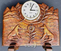 Etonnant PORTE-REVEIL BAS RELIEFS chiens Chef d'Ouvre d'ART POPULAIRE naïf