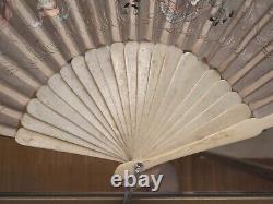 Eventail Soie Broderie Chinois Antique Export Chinese Embroidered Silk Bone Fan