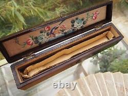 Eventail Soie Broderie Chinois Antique Export Chinese Embroidered Silk Bone Fan