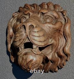 Gothique 19e lion medieval bois sculpture boiserie statue moyen âge statuette