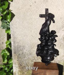 Grand Bénitier Ancien