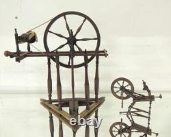 Grand Rouet à filer la laine et sa miniature, Art populaire XIX°