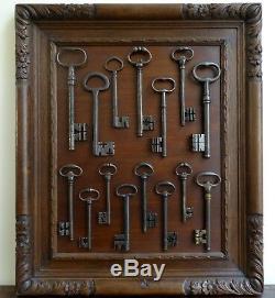 Grand tableau de 15 clefs- clé clef gothique XVIe XVIIe XVIIIe XIXe fer forgé