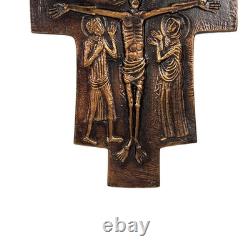 Grande Croix crucifix en bronze signé Pierre Toulhoat Bretagne Quimper 1980
