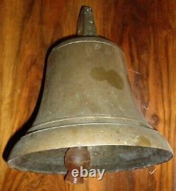 Grosse cloche bronze ancienne poids 5.335 kg hauteur 23 cm sonnaille abbaye