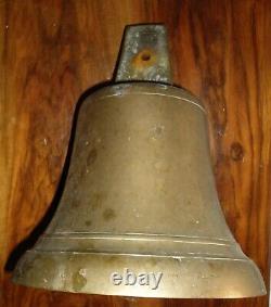 Grosse cloche bronze ancienne poids 5.335 kg hauteur 23 cm sonnaille abbaye