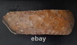 Hache taillée silex orange, origine Danemark, époque Neolithique