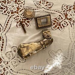 Heurtoir de porte ancien en bronze main bague marteau vintage ACC-7293