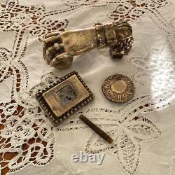 Heurtoir de porte ancien en bronze main bague marteau vintage ACC-7293