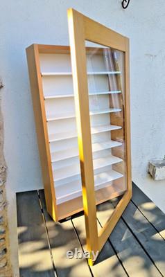 MEUBLE VITRINE POUR COLLECTIONEUR 8 ETAGES BOIS DORÉ 74 x 45 CM