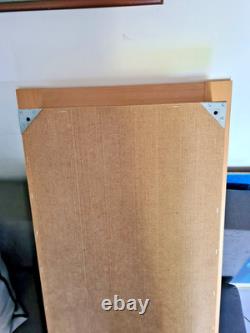 MEUBLE VITRINE POUR COLLECTIONEUR 8 ETAGES BOIS DORÉ 74 x 45 CM