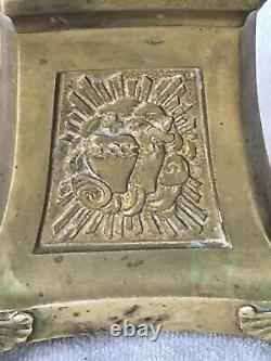 Magnifique Pique Cierge