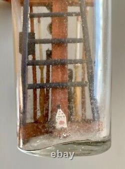 Magnifique petite bouteille de la passion 19ème bois sculpté art populaire