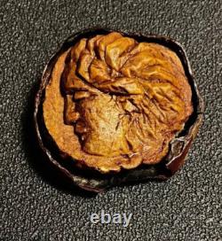 Marron sculpté portait de femme de profil travail d'art populaire XIXème