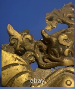 Masque chinois ancien en bronze doré Démon gardien XIXe / début XXe siècle