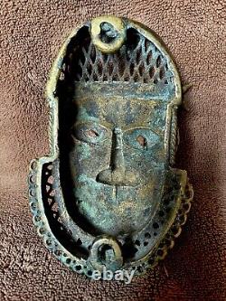 Masque de ceinture Bénin (Nigéria). Laiton