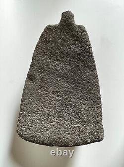 Metate tripode en basalte / Amérique du Sud (Costa Rica) pré-colombien / tortue