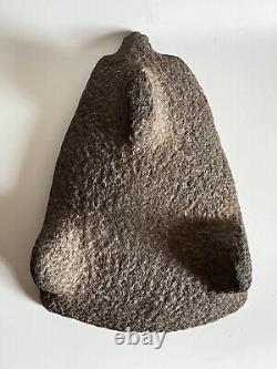 Metate tripode en basalte / Amérique du Sud (Costa Rica) pré-colombien / tortue