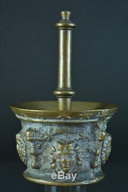 Mortier d'apothicaire ancien Mascaron bronze art populaire, collection 17e étoile