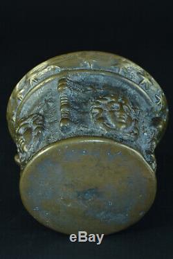 Mortier d'apothicaire ancien Mascaron bronze art populaire, collection 17e étoile