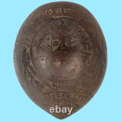 Noix coco coconuts sculptée art populaire Un Recuerdo Rivas Nic C. A