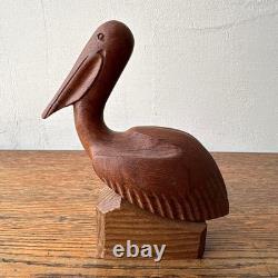 Objet d'art populaire japonais en bois de sculpture d'oiseau pélican